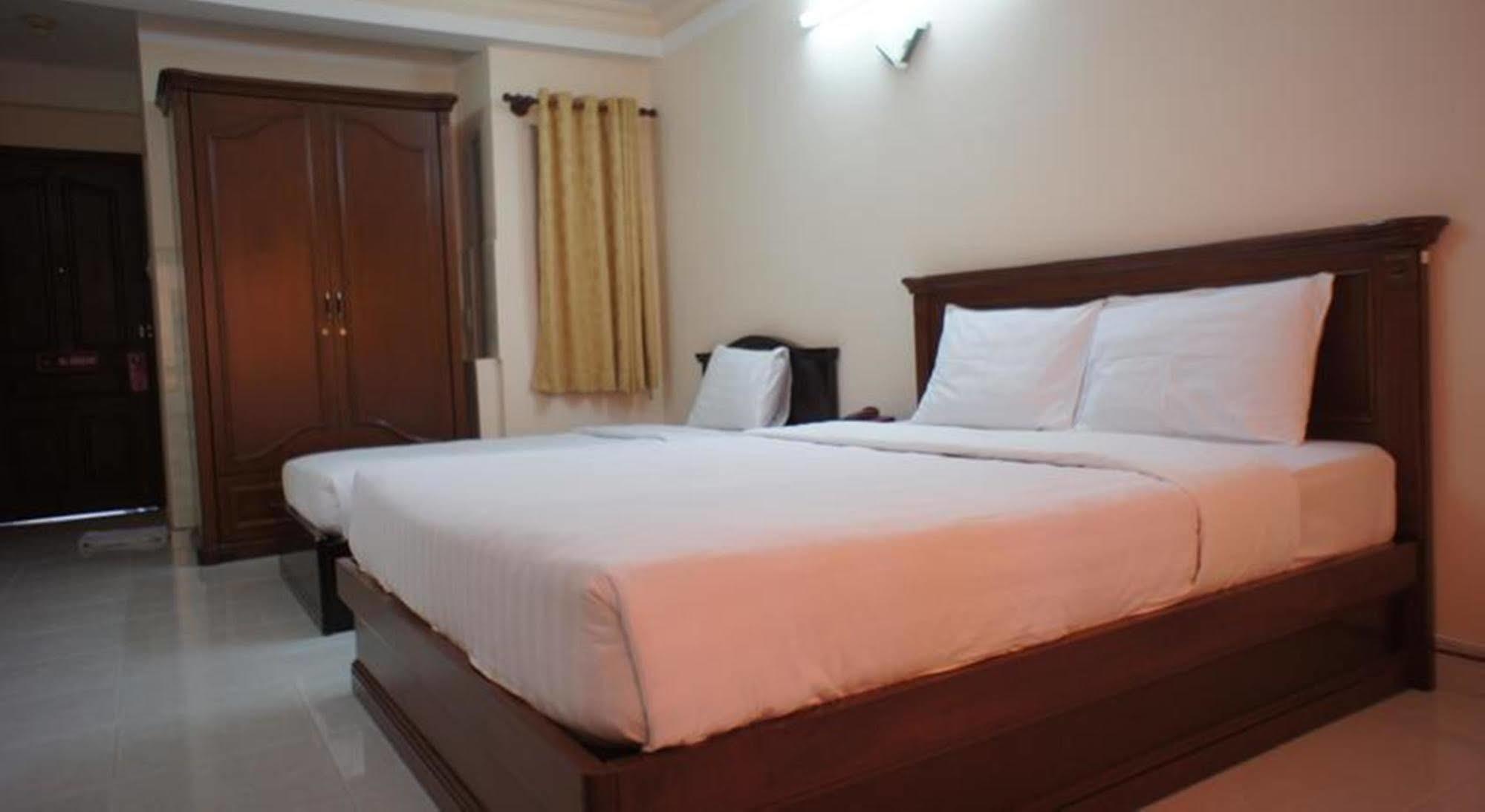 Elegant Inn Ho Chi Minh City Exterior photo