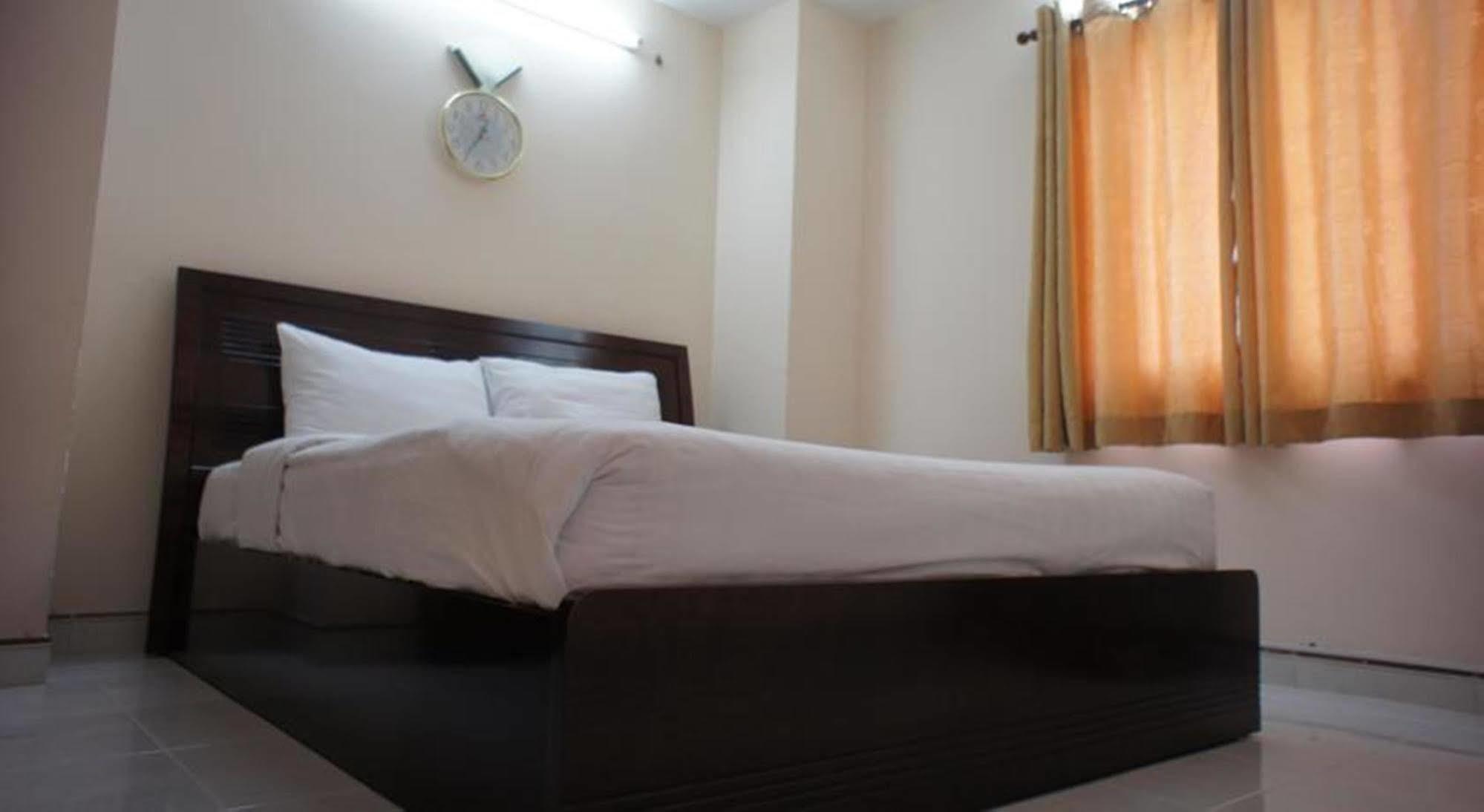 Elegant Inn Ho Chi Minh City Exterior photo
